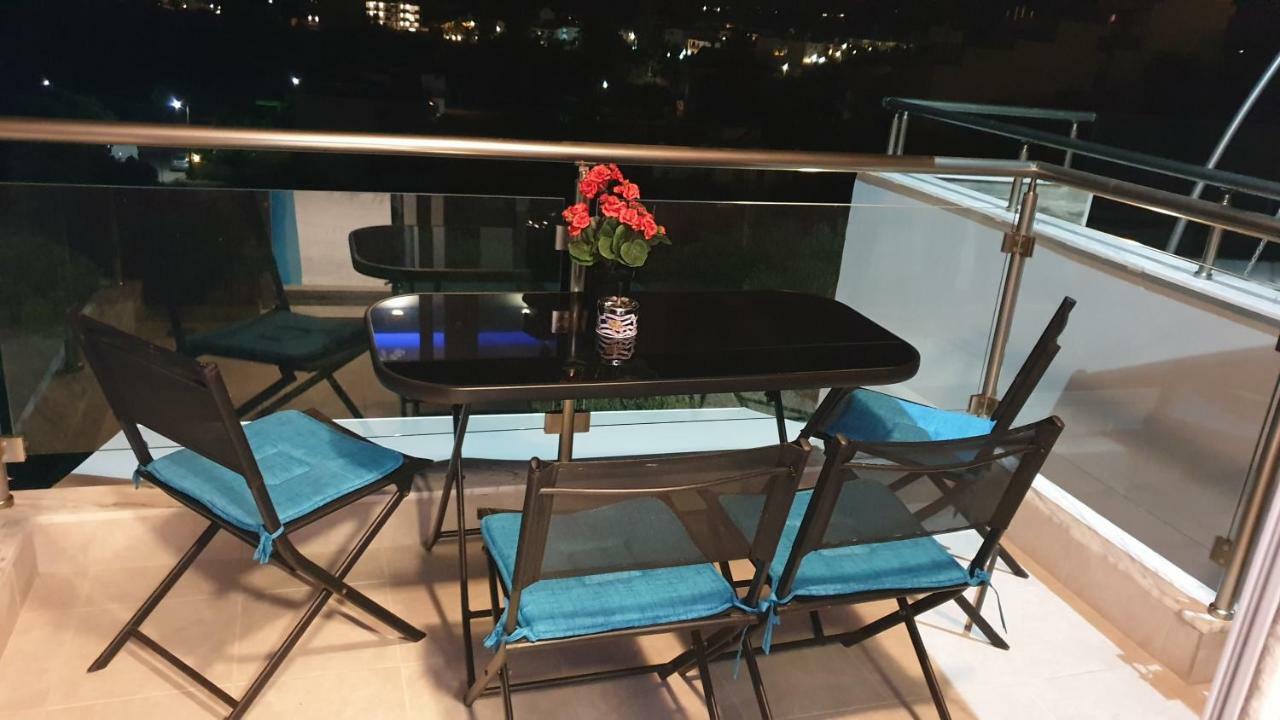Perfect Apartment *